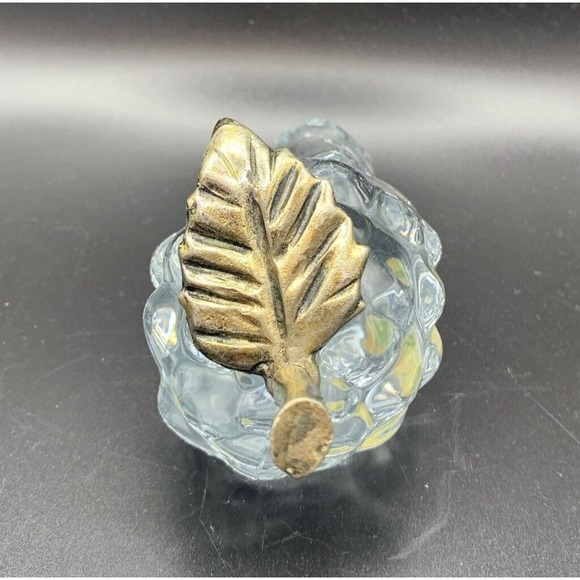 Vtg Hand Made Crystal Grape Cluster Paper Weight Applied Brass Leaf & Stem 5” - Picture 2 of 6